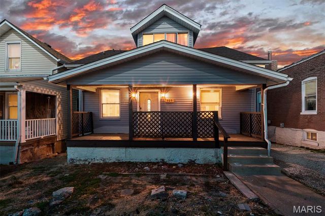 705 Lagro Avenue, Lemay, MO 63125