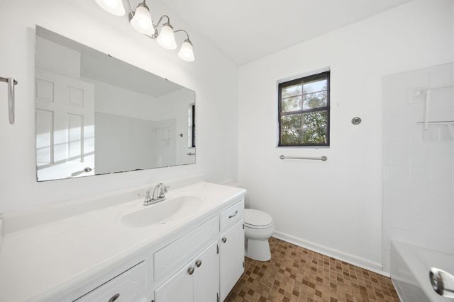 336 Virginia Avenue, Valparaiso, FL 32580