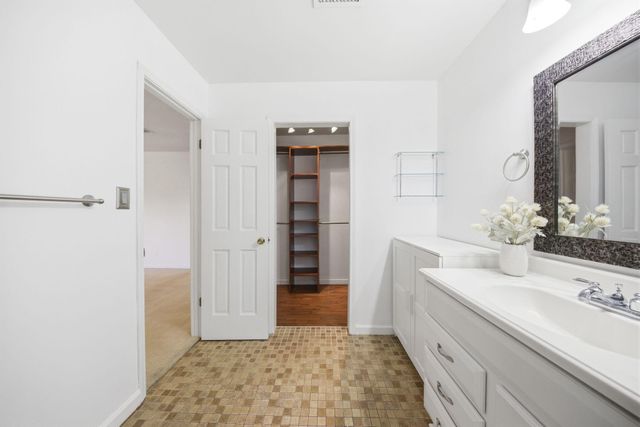 336 Virginia Avenue, Valparaiso, FL 32580