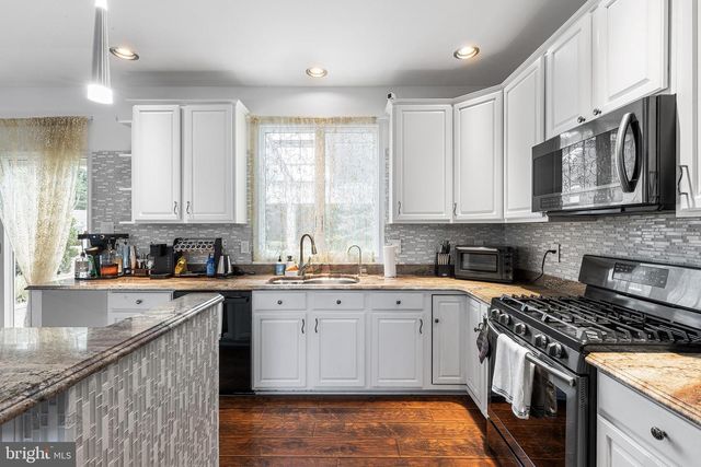1495 CHARTER CT, Southampton, PA 18966