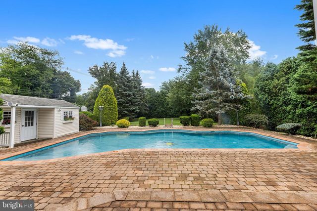 1495 CHARTER CT, Southampton, PA 18966