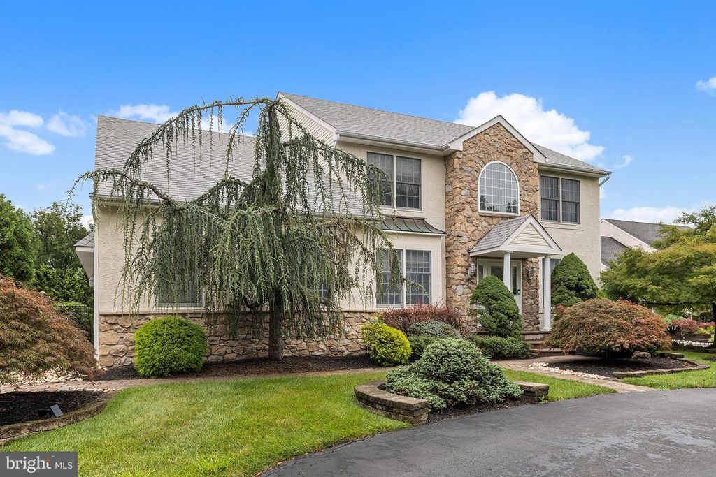 1495 CHARTER CT, Southampton, PA 18966