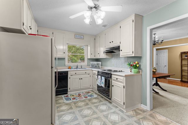 104 Highland Road, Statesboro, GA 30458