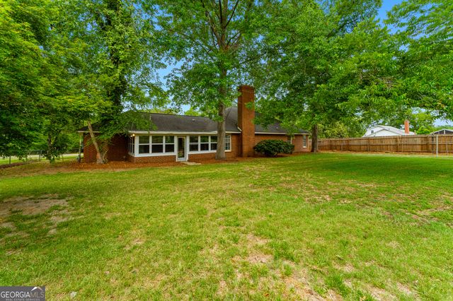 104 Highland Road, Statesboro, GA 30458