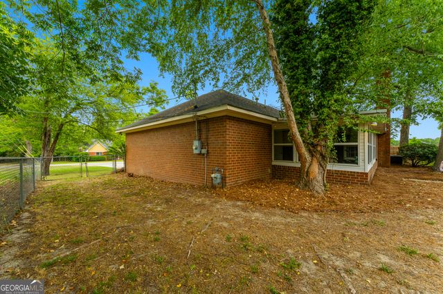 104 Highland Road, Statesboro, GA 30458