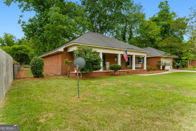 104 Highland Road, Statesboro, GA 30458