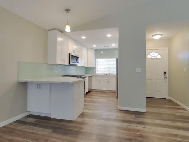 857 E Saragosa Street, Chandler, AZ 85225