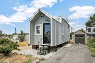 111 BARRINGTON WAY, Layton, UT 84041