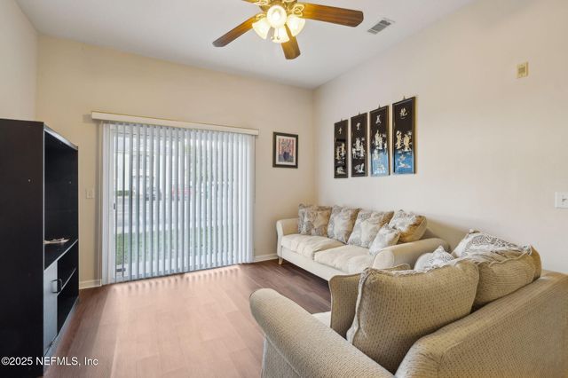 5050 PLAYPEN Drive, 4-7, Jacksonville, FL 32210