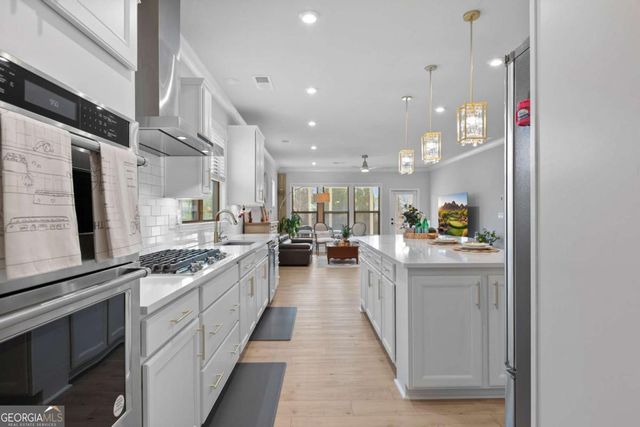 2809 Turnwater Street, Hoschton, GA 30548