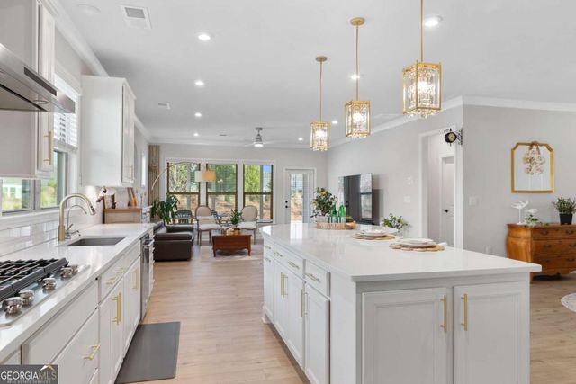 2809 Turnwater Street, Hoschton, GA 30548