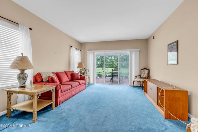 12 Falstaff Drive, Manchester, NJ 08759