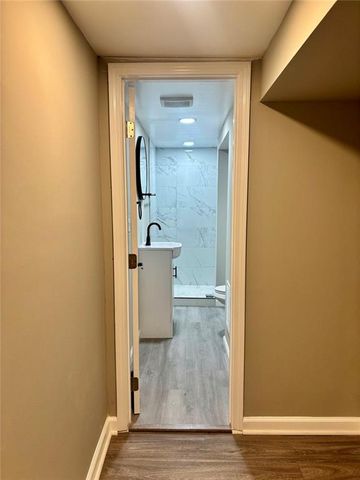 423 Orchards Walk, Stone Mountain, GA 30087