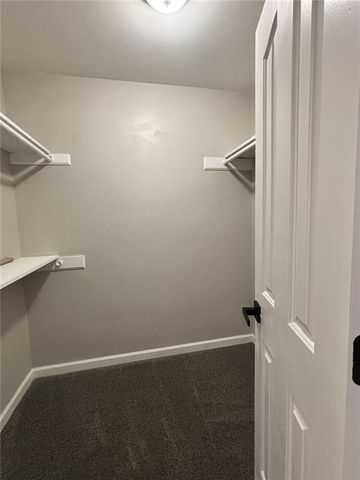 423 Orchards Walk, Stone Mountain, GA 30087