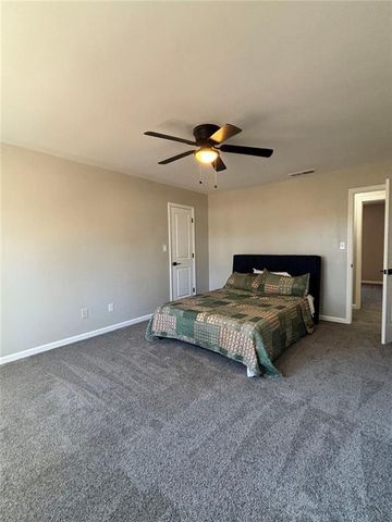 423 Orchards Walk, Stone Mountain, GA 30087