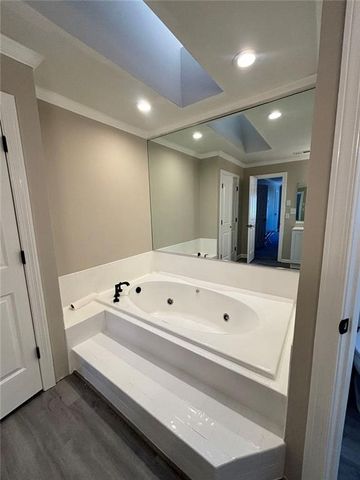 423 Orchards Walk, Stone Mountain, GA 30087