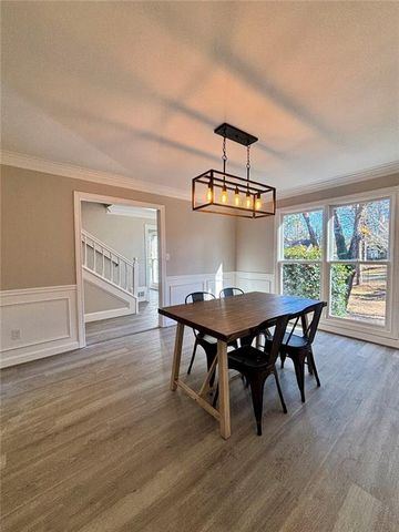 423 Orchards Walk, Stone Mountain, GA 30087