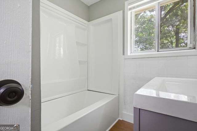 2043 Claude Street NW, Atlanta, GA 30318