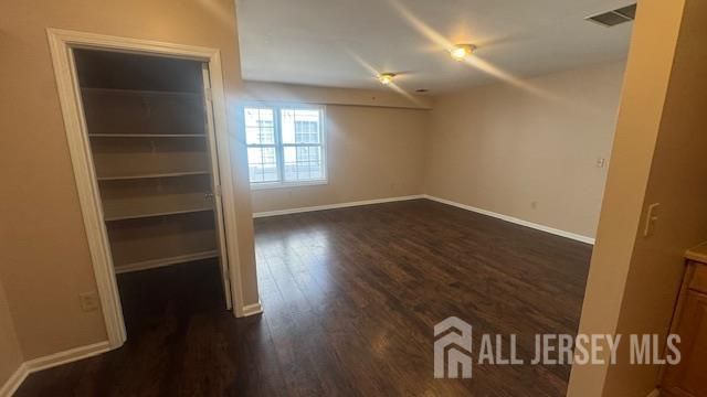 401 North Avenue, Dunellen, NJ 08812