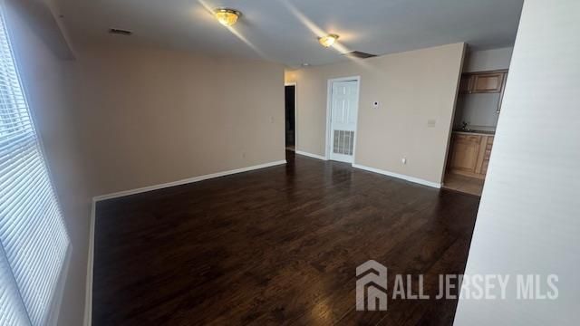 401 North Avenue, Dunellen, NJ 08812