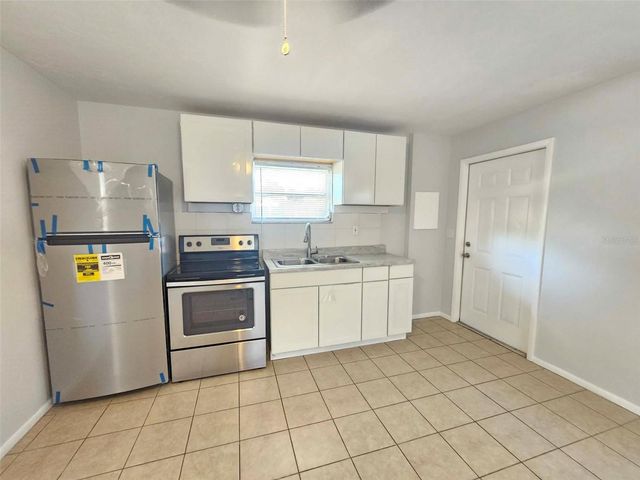 2403 21ST AVENUE W, Bradenton, FL 34205