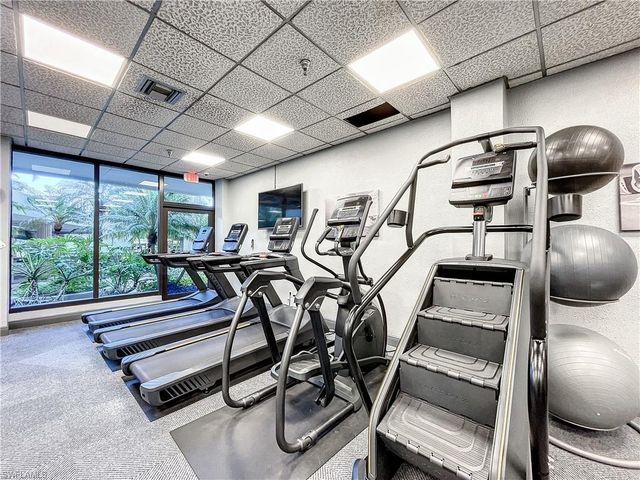 380 Seaview CT # 11709, Marco Island, FL 34145