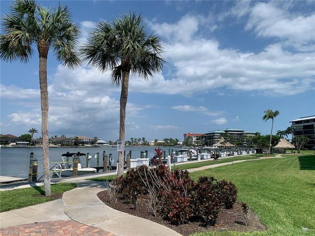 380 Seaview CT # 11709, Marco Island, FL 34145