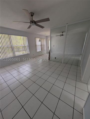 123-125 SW 19th Ave 1-3, Fort Lauderdale, FL 33312