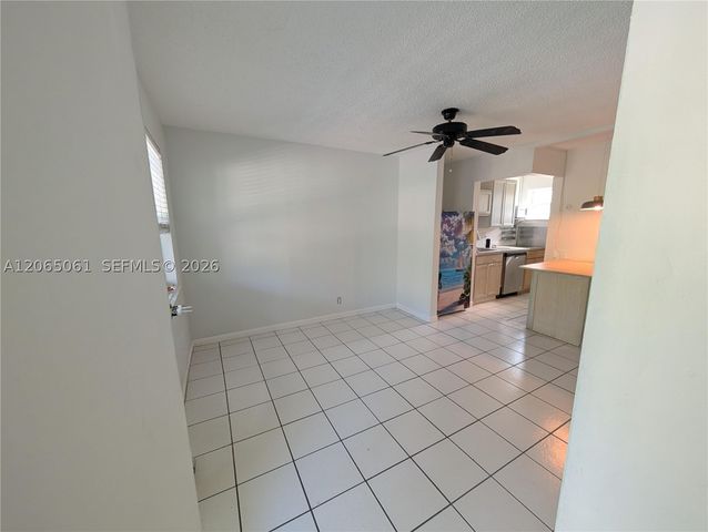 123-125 SW 19th Ave 1-3, Fort Lauderdale, FL 33312