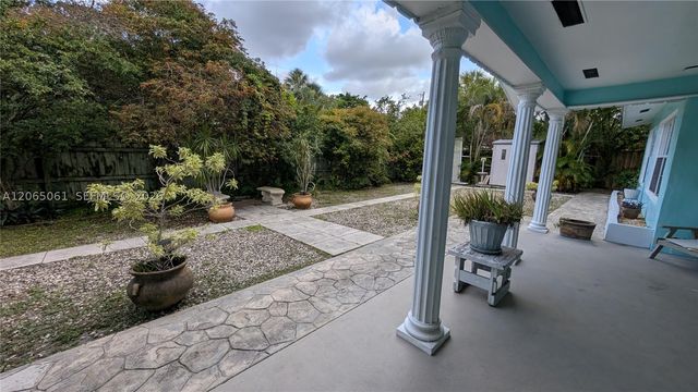 123-125 SW 19th Ave 1-3, Fort Lauderdale, FL 33312