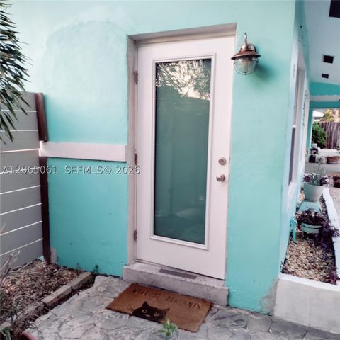 123-125 SW 19th Ave 1-3, Fort Lauderdale, FL 33312