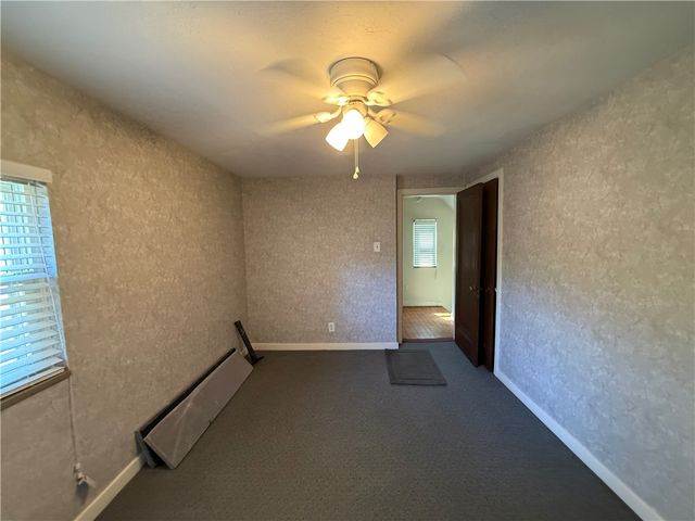 111 Robin St, N Versailles, PA 15137