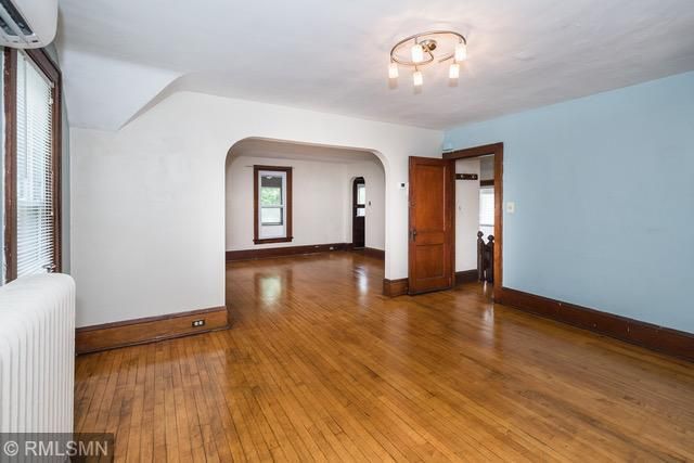 2727 Harriet Avenue, Minneapolis, MN 55408