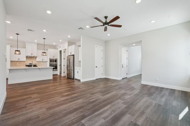 9048 Whitefish Way, Roseville, CA 95747