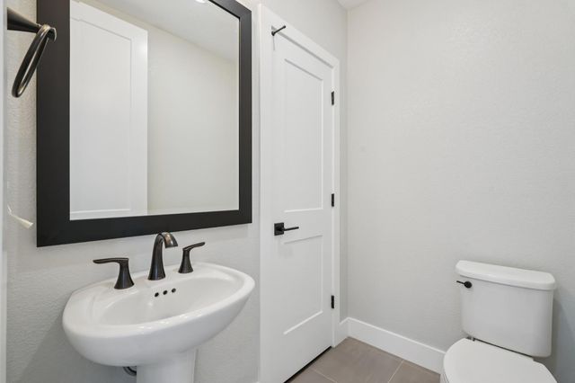 9048 Whitefish Way, Roseville, CA 95747