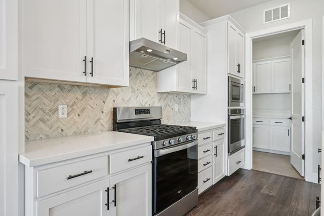 9048 Whitefish Way, Roseville, CA 95747