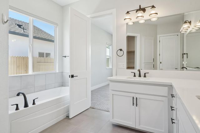 9048 Whitefish Way, Roseville, CA 95747