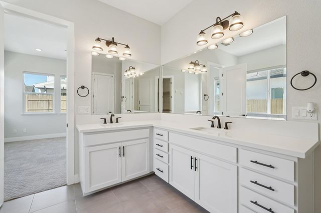 9048 Whitefish Way, Roseville, CA 95747