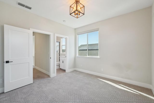 9048 Whitefish Way, Roseville, CA 95747