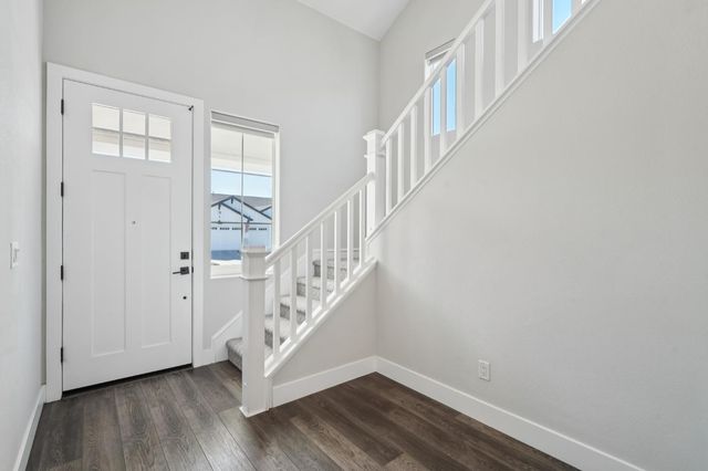 9048 Whitefish Way, Roseville, CA 95747