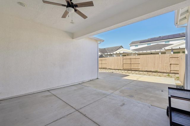 9048 Whitefish Way, Roseville, CA 95747