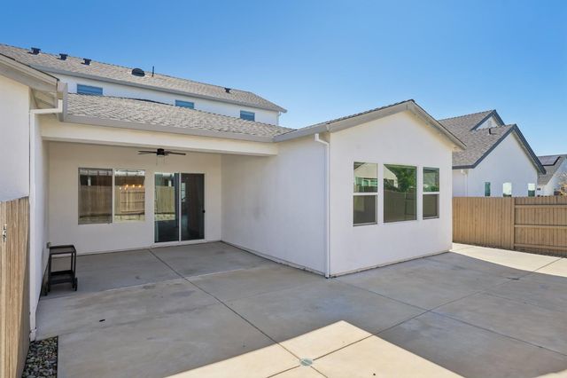 9048 Whitefish Way, Roseville, CA 95747