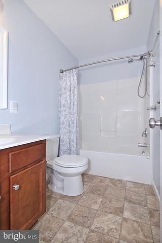 147 STATION CORNER DR, Annville, PA 17003