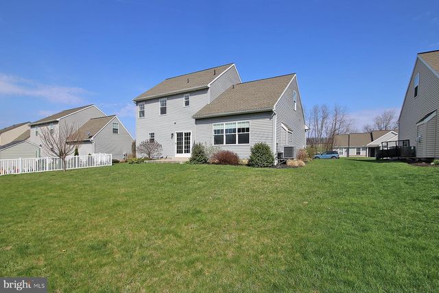 147 STATION CORNER DR, Annville, PA 17003