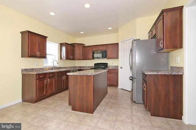 147 STATION CORNER DR, Annville, PA 17003