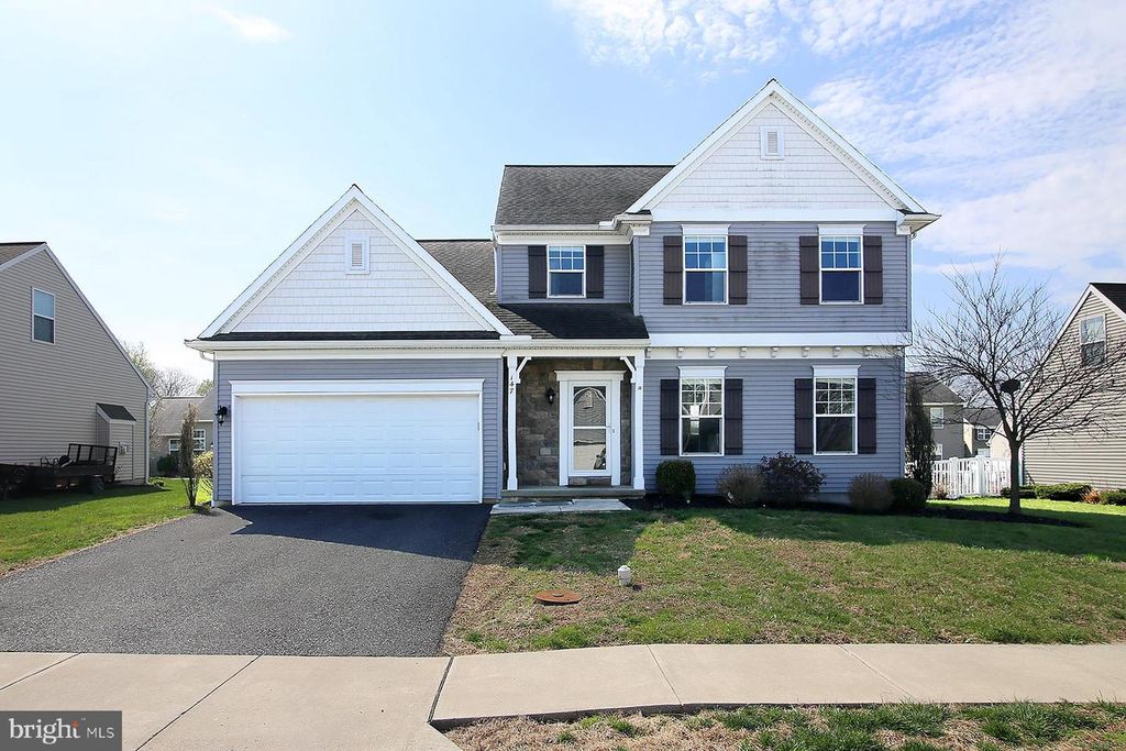 147 STATION CORNER DR, Annville, PA 17003