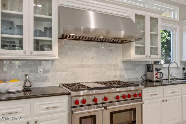 421 Whitegate Road, Newbury Park, CA 91320