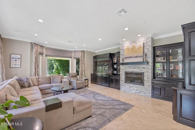 421 Whitegate Road, Newbury Park, CA 91320
