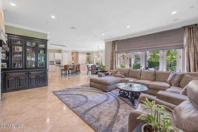 421 Whitegate Road, Newbury Park, CA 91320