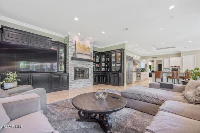 421 Whitegate Road, Newbury Park, CA 91320